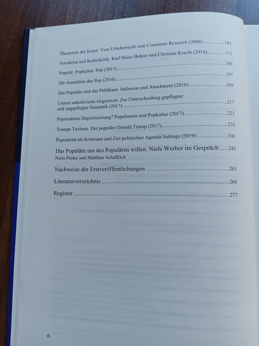 Nun auch ausgeliefert - die gesammelten Texte zum Populären von @Niels_Werber, die Matthias Schaffrick und ich herausgegeben haben. Es ist ein  sehr schönes Buch im <a href="/winterverlag/">Universitätsverlag Winter</a>  geworden, dessen vielfältige Texte  hoffentlich ihr Publikum finden werden.