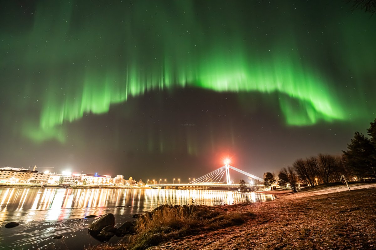 The view from yesterday night in the #Arctic capital city #Rovaniemi. #VisitLapland #Aurora

#travel #Tourism #Finland #VisitFinland #northernlights #Lapland