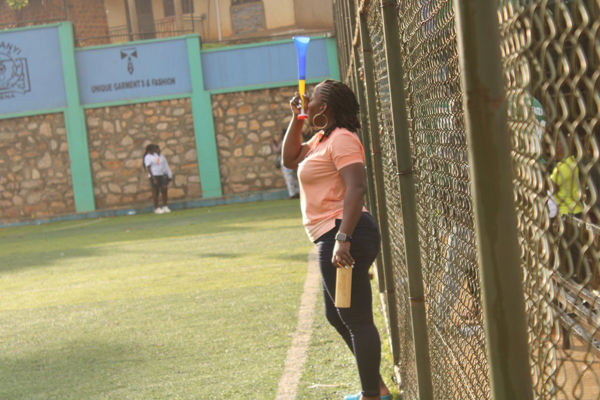 Today we want to recognize our best FAN of the week! 
She has the Passion, Enthusiasm, she was loud and vocal while cheering for her team and most importantly she has the team spirit for <a href="/2012Icons/">THE ICONS (MUKONO 11)</a>. Her name is Caroline Alson Kagoya. Big up to you gal👊🥳🔥