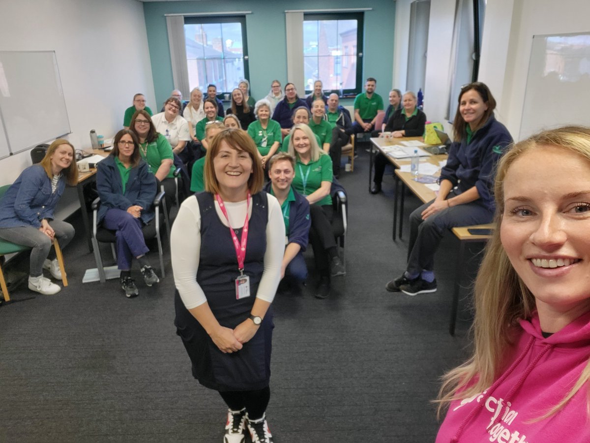 AbbyT_Health's tweet image. A fab session this morning delivering information about our @WeActTogether #SocialPrescribing offer to the Community Neurological Rehabilitation Physiotherapy team

Thanks you for having us down at your team training day and for the referrals you are making to our #Tameside team