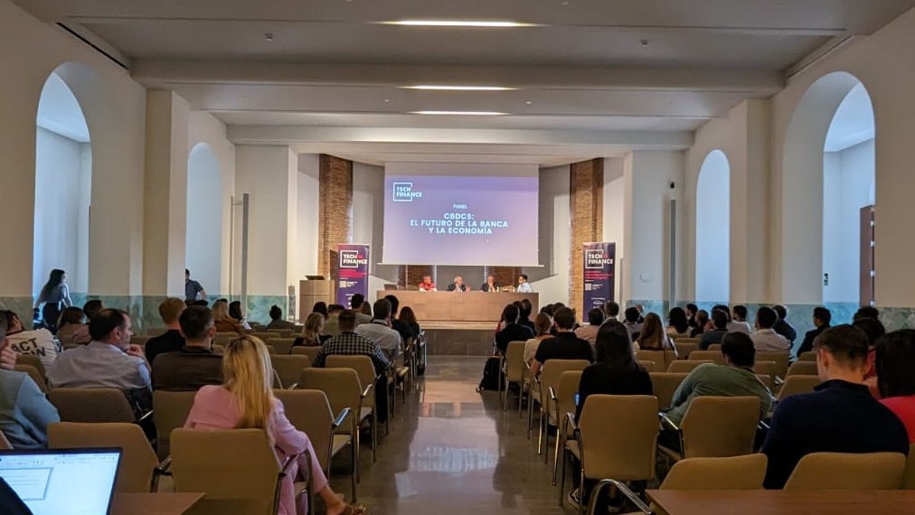 Right now at #TIF2023! Miguel Ángel Fernandez Ordóñez, Former Governor of the Bank of Spain, Juan Lobato, CEO at <a href="/ebury_fintech/">Ebury</a>,  and <a href="/alexandresaiz/">Alexandre Saiz Verdaguer</a>, CEO at MONEI, discussing the future of #CBDCs. 💬