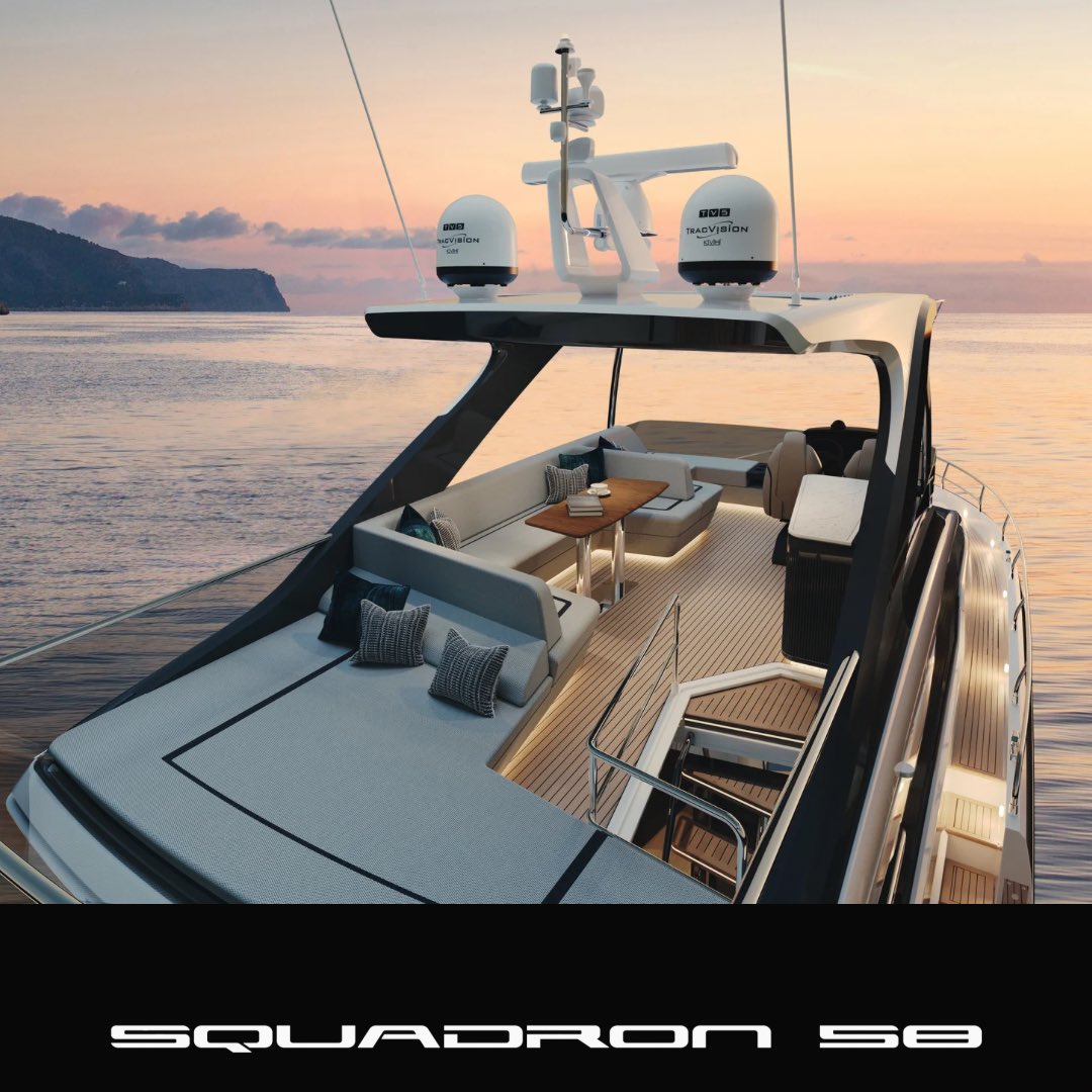Dynamic Yachts SLU tweet media