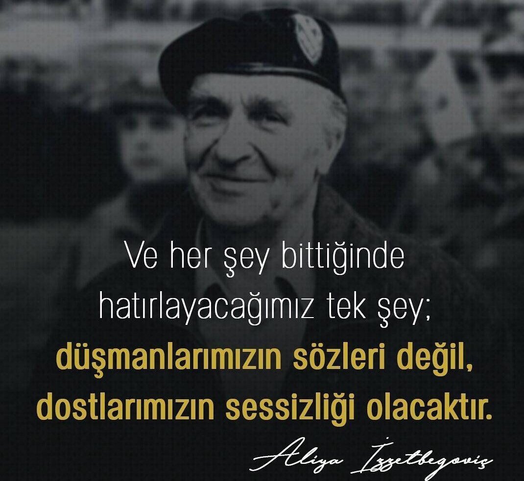 “Ne yaparsanız yapın, ama soykırımı unutmayın. Çünkü unutulan soykırım tekrarlanır.” 

Bosna Hersek’in ilk Cumhurbaşkanı, Bilge Kral #Aliyaizzetbegoviç’i vefatının 20. sene-i devriyesinde saygıyla anıyoruz