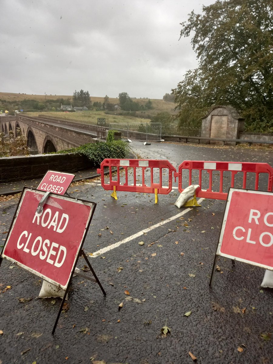 AngusCouncil's tweet image. The A92 Lower Northwater Bridge north of Montrose is now closed due to #StormBabet