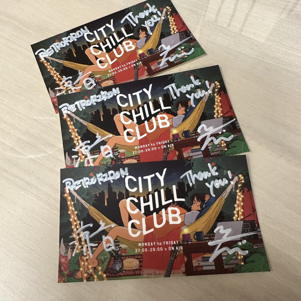 ステッカープレゼント】 10/19,26のミュージックセレクター