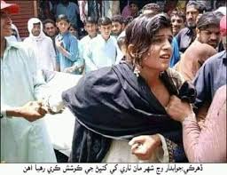 سیاسی وڈیروں کی پشت پناہی میں سندھ میں ہمیشہ ڈاکو نسل پروان چڑھی ہے جس کا نتیجہ یہ نکلا کہ علم و شعور بڑھنے کے بجائے سندھ میں  قبیلائی جھگڑے عام ہوگئے.
#سندھ_میں_وڈیراشاہی_نامنظور