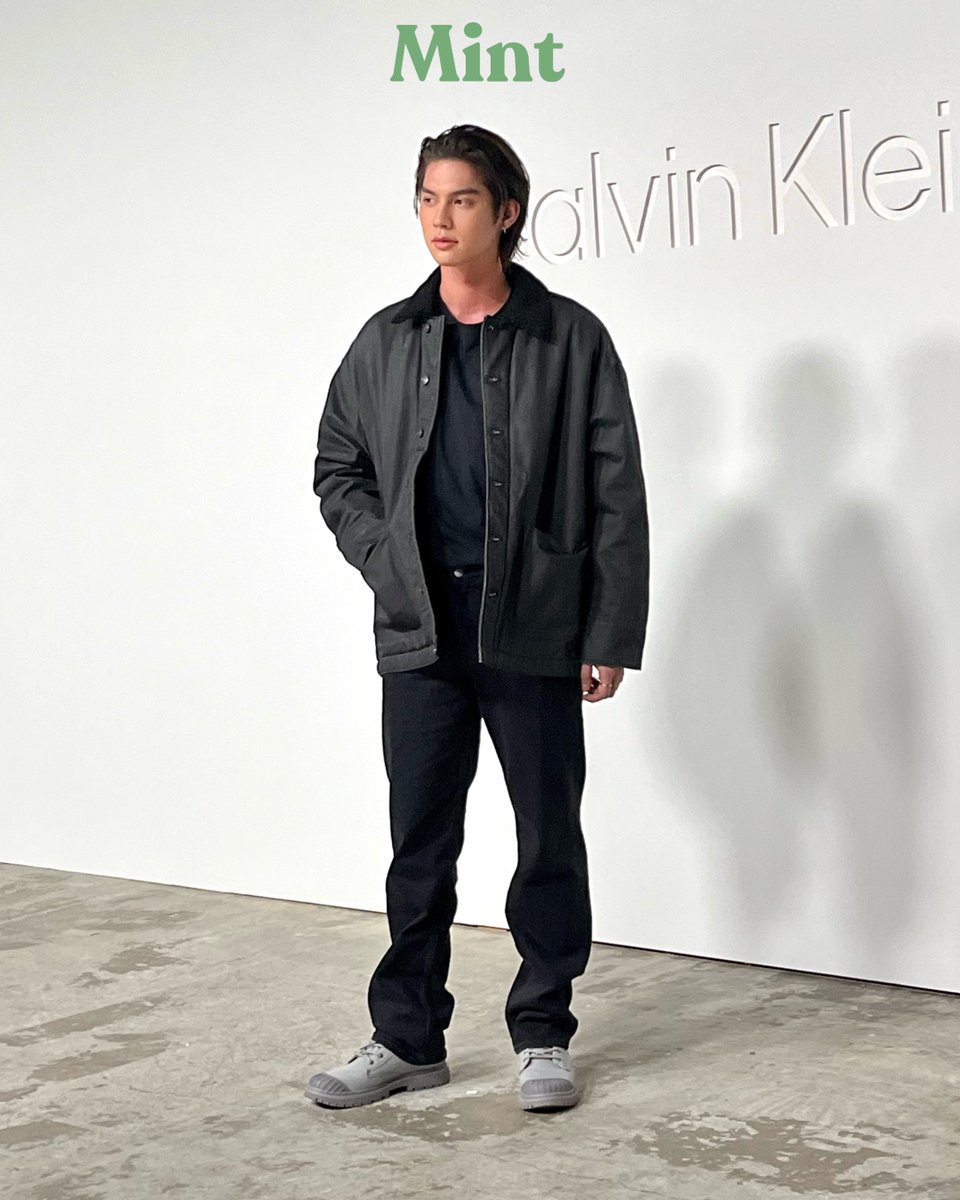 mintmag_th's tweet image. หล่อสะเทือน! #MintReports เก็บภาพหนุ่ม #ไบร์ทวชิรวิชญ์ ร่วมงานกับแบรนด์ #CalvinKlein ฉลองคอลเล็กชั่น Fall 2023 ที่จัดขึ้นที่ Warehouse TERRADA ณ กรุงโตเกียว ลุคในวันนี้หล่อเท่กันแบบสุดๆ ไปเลย 💚

#CalvinKleinxBright
#bbrightvc
#CalvinKleinTH
#MintMagTH
