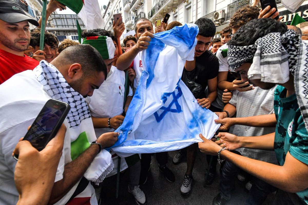 #أنا_جزائري_فلسطين_قضيتي