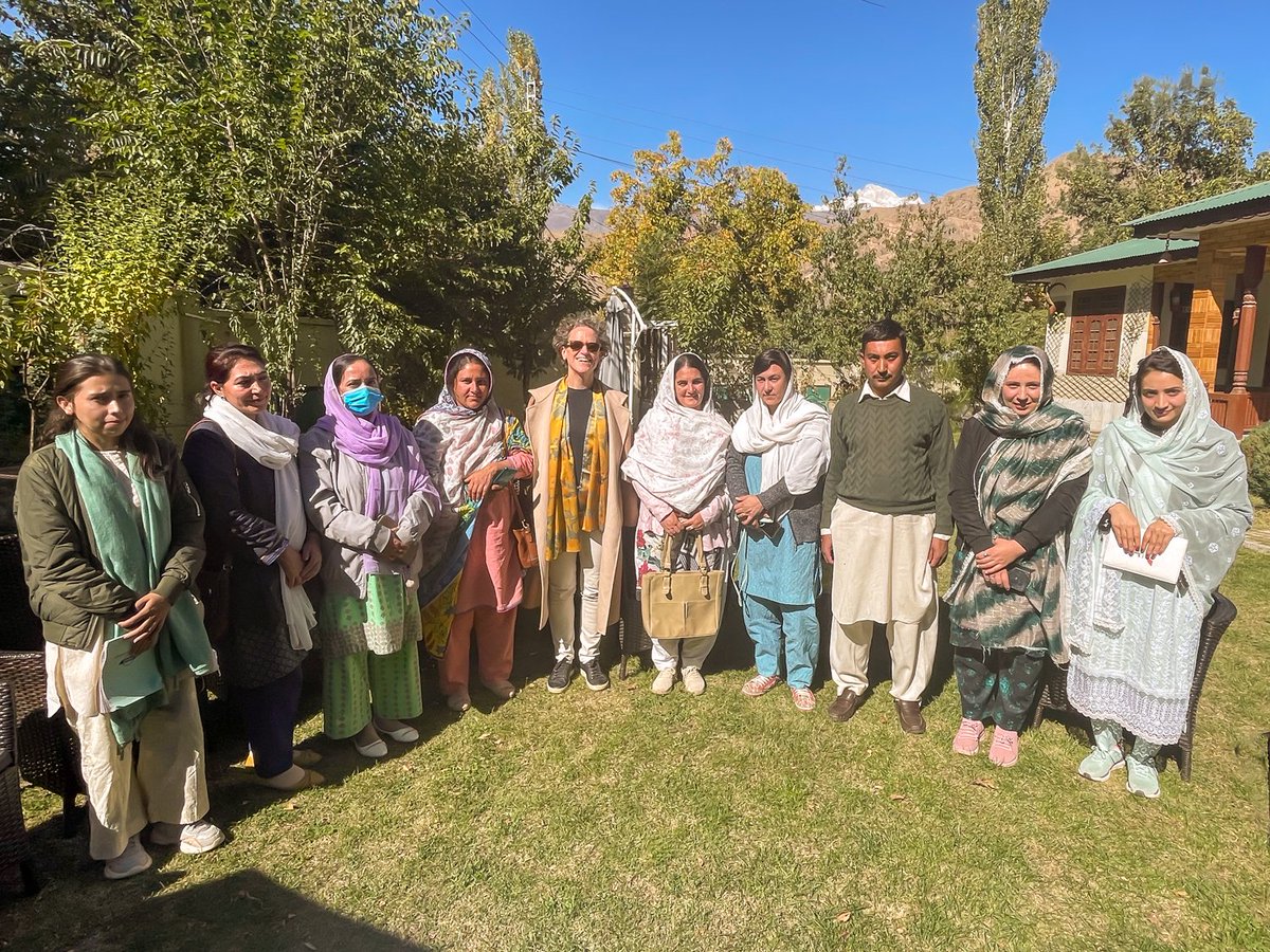 CanHCPakistan's tweet photo. πΏπ #Learning #Leading #Growing! Meeting with youth groups in #Booni, HC @Scanlon_Leslie witnessed the incredible impact of π¨π¦'s #EELY initiative.
It's more than just education; it's the promise of a brighter, greener future, hand in hand with our youth. π±π #BooniYouthLeaders https://t.co/33mhLFvnFF