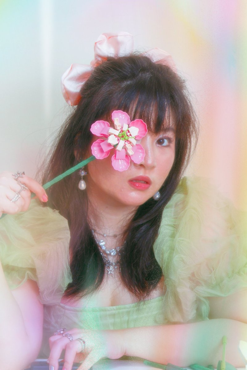 AestheticFunk's tweet photo. 25th theme: "twenty something still exepriencing girlhood" https://t.co/suEHXmTrjA