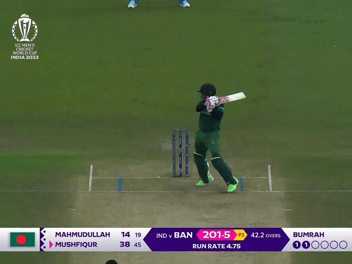 anuragsinha1992's tweet image. #IndvBan Sensational...

Diving catch by Jadeja... Catch of the tournament..

Mushfiqur Rahim OUT!!

Bumrah Strikes!!