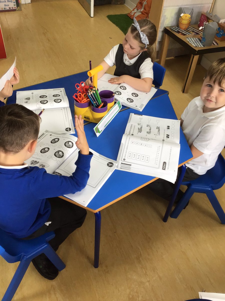 StPPPrimaryY1's tweet image. Today we solved addition problems using our number line to support us 😀

#powermaths #maths #numberline #year1 @StPPPrimary