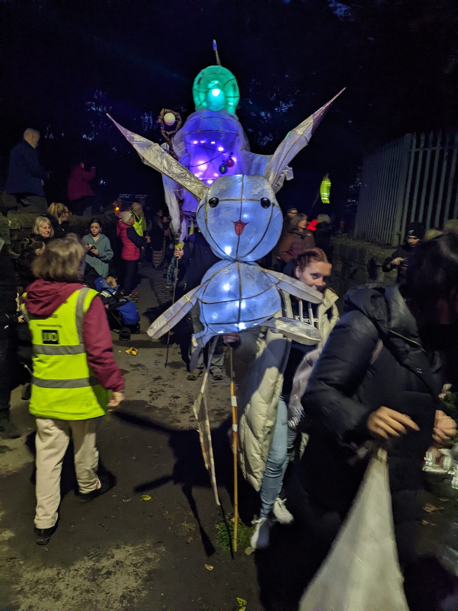 Get ready for the Stacksteads Lantern Parade! 🏮✨ Join on Oct 21 for a mesmerising procession, organised by Stacksteads Countryside Park Group (SCPG)

🕔 5PM - 8PM
📍 Starting at Toll Bar Mill, Stacksteads

Join the procession with Rossendale Drum Majorettes and Blowjangles.