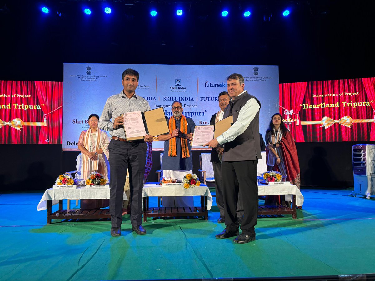 RajeevRC_X's tweet photo. Tripura’s Youth will become magnet for Investments. Soon Tripura will witness MNCs, Big Indian Cos & Startups setting up their base!

Within just few months of announcing future-ready skills with industry backed job opportunities in #Tripura, I was happy to inaugurate Project 'Heartland Tripura' today in #Agartala.

I thank @DeloitteIndia for having confidence in the youth of Tripura and for partnering with @GoI_MeitY @MSDESkillIndia & Govt of Tripura for this initiative.

PM @narendramodi ji’s multi-year vision & work over the years has revolutionized physical & Digital Infrastructure in the North East Region.

Partnerships like this will create a talent pool in #NER that can tap into the unprecedented opportunities offered by India’s growing economy.

— Addressed the inauguration of Project 'Heartland Tripura' in Agartala today.

#NayaBharat #NayeAvsar #RCinTripura