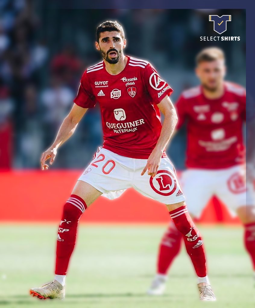 MATCH WORN DROP 001 👕 |

It’s here. Our first drop of match worn &amp; signed shirts is now live on the site! ✍️

Worn by Brest against Rennes on 02/09/23 🔥

Get yours now! 👇
selectshirts.co.uk/collections/ma…