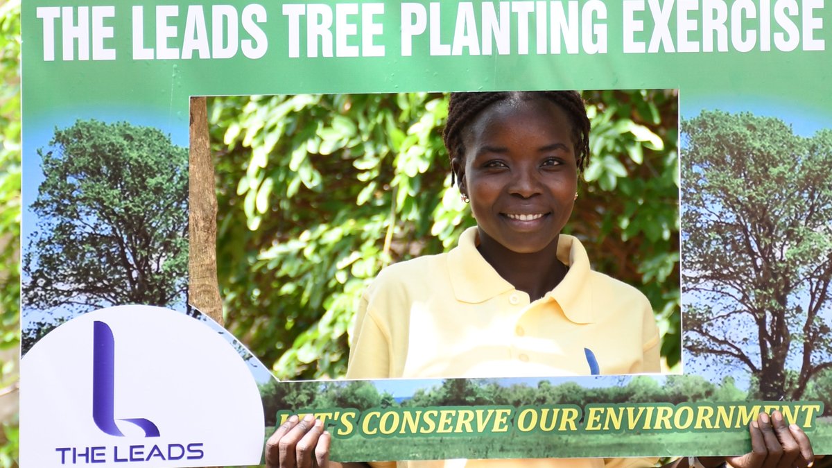 Let's plant more trees. Let's make environmental protection a priority in our works. Education institutions must be more involved in the action by training children to be responsible. @GPforEducation @Oxfam @UNHCRuganda @UNHCRInnovation