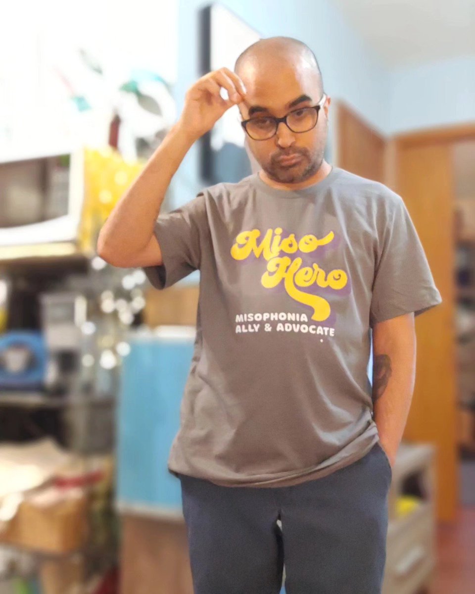 famefriendspod's tweet image. "Big thanks to @SoQuietOrg for the awesome t-shirt! 🙏👕 It's not just a shirt; it's a statement for those of us living with misophonia. Let's spread awareness and support each other in our sound-sensitive journey. 🤐💙 #MisophoniaAwareness #SoQuiet #Grateful