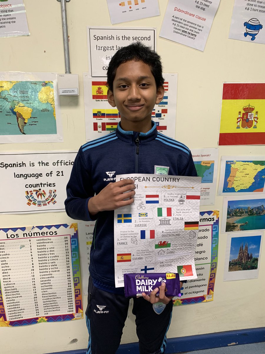 malonelanguages's tweet image. Aoife, Amir and Ahmad - winners of the European  poster competition, fantastic effort! 😇🥇🇪🇸