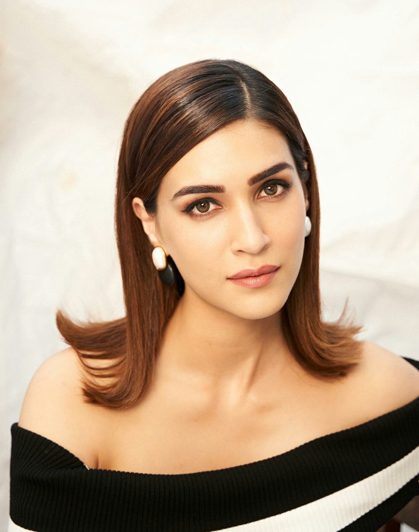 F8zUPDfbsAAHr4J?format=jpg&name=large