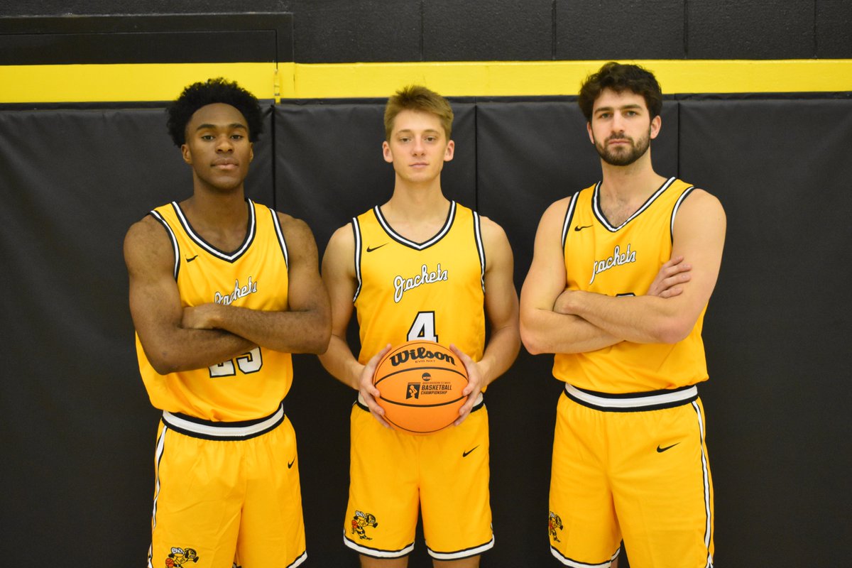 Randolph-Macon Hoops tweet media