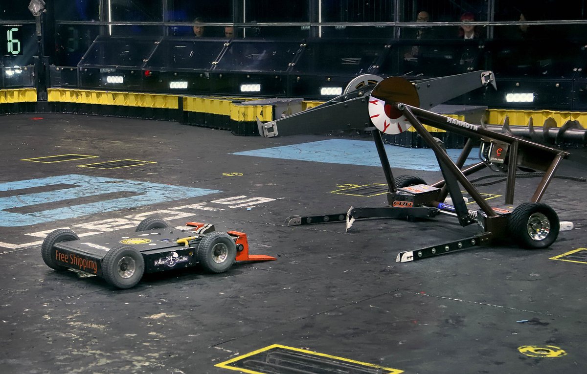 ⚡️ Watch Xometry-sponsored bots <a href="/RDCGigabyte/">RDCGigabyte</a> and <a href="/MammothRobot/">MammothBattlebot</a> take on a field of rowdy robots for a shot at the Golden Bolt tonight on <a href="/BattleBots/">BattleBots</a>!