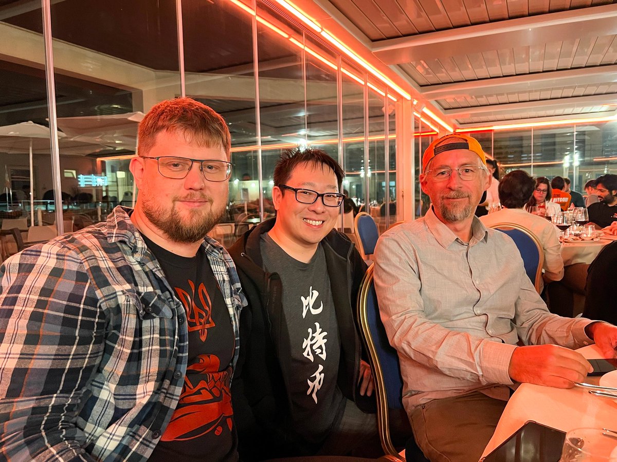 With <a href="/peterktodd/">Peter Todd</a> and his father at #BuildTheBuilders in Viareggio. 🇮🇹