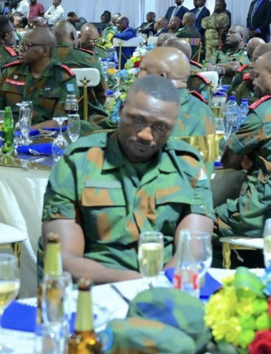 Regardez comme les léopards sont en colère contre leur suprême. Ils disent yo bwaka biso lukuta, mais biso rendez-vous le 20 déc kaka.