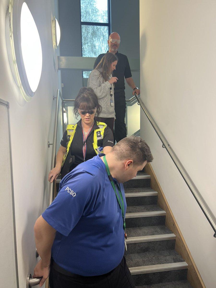 LuConnop's tweet image. Yesterday some of our @SLCouncils members joined @AshleighTPT and I at @WMPolice to deliver 2 VI Awareness sessions to officers and sergeants from across the organisation. This follows on from our work at the recent VI Awareness day #Collaboration #InclusiveCommunities