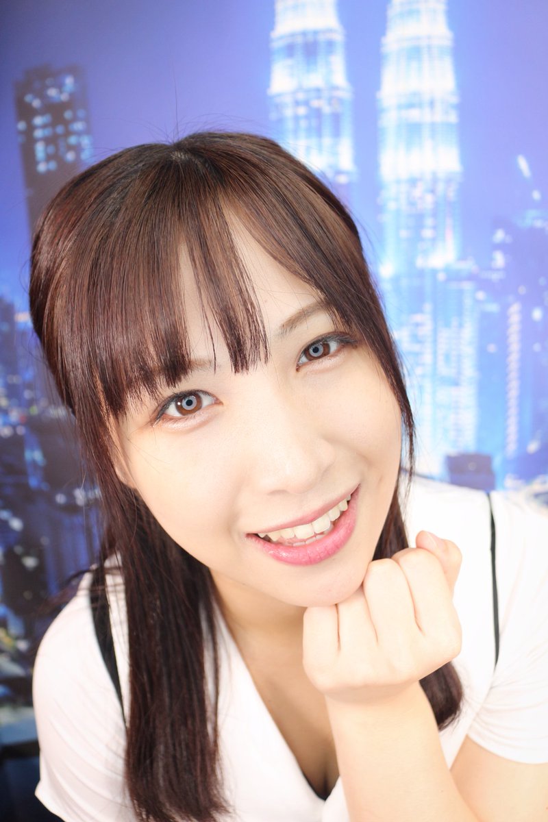 2_22kfc's tweet photo. 2023年10月15日(日)
買取りまっくす岡山南店
南條彩🫧(@nanchan_life23)
#南條彩🫧
#零距離ナンチャン😈
#心臓が弱い方は御用心ください🫣
#カリソマ委員会😎
#lifepromotion🍀 https://t.co/Kd5pXuVmhI
