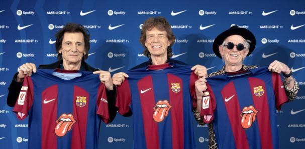 ROGER_HAUER's tweet photo. Els nois de la cantera que pujaran al primer equip.
@FCBarcelona_cat @RollingStones #RollingStones https://t.co/fE8uqRBxQW