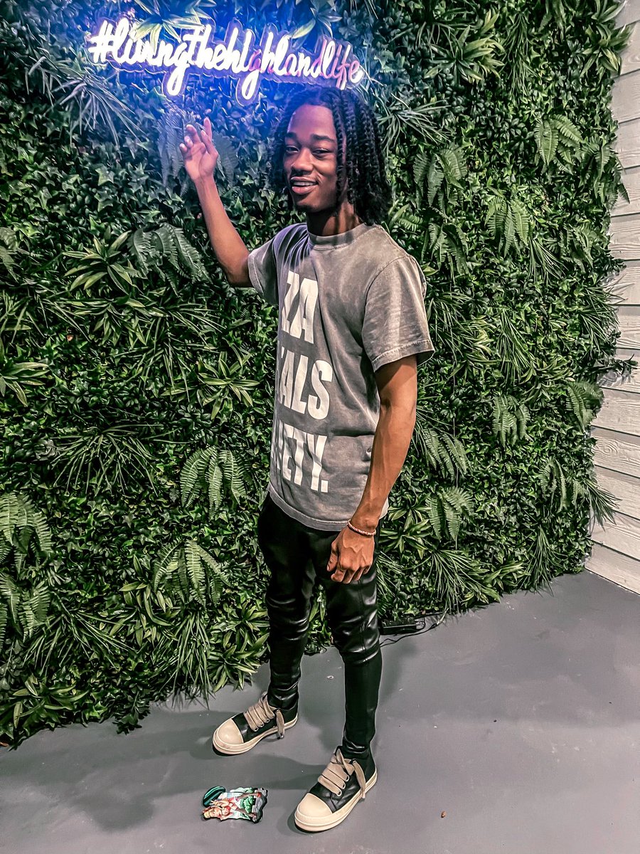 448Loaded's tweet image. How tf u want me na bacc den act like Yeen een notice Mi😵‍💫