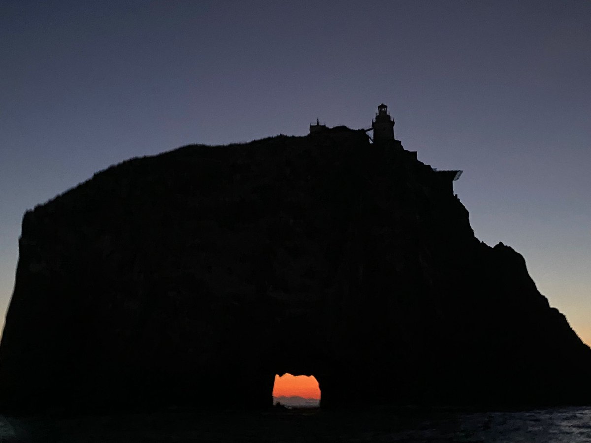 conorharbo's tweet photo. @historyinmemes Landed on the Bull Rock a couple years ago for sunrise https://t.co/JXL4rmam1n