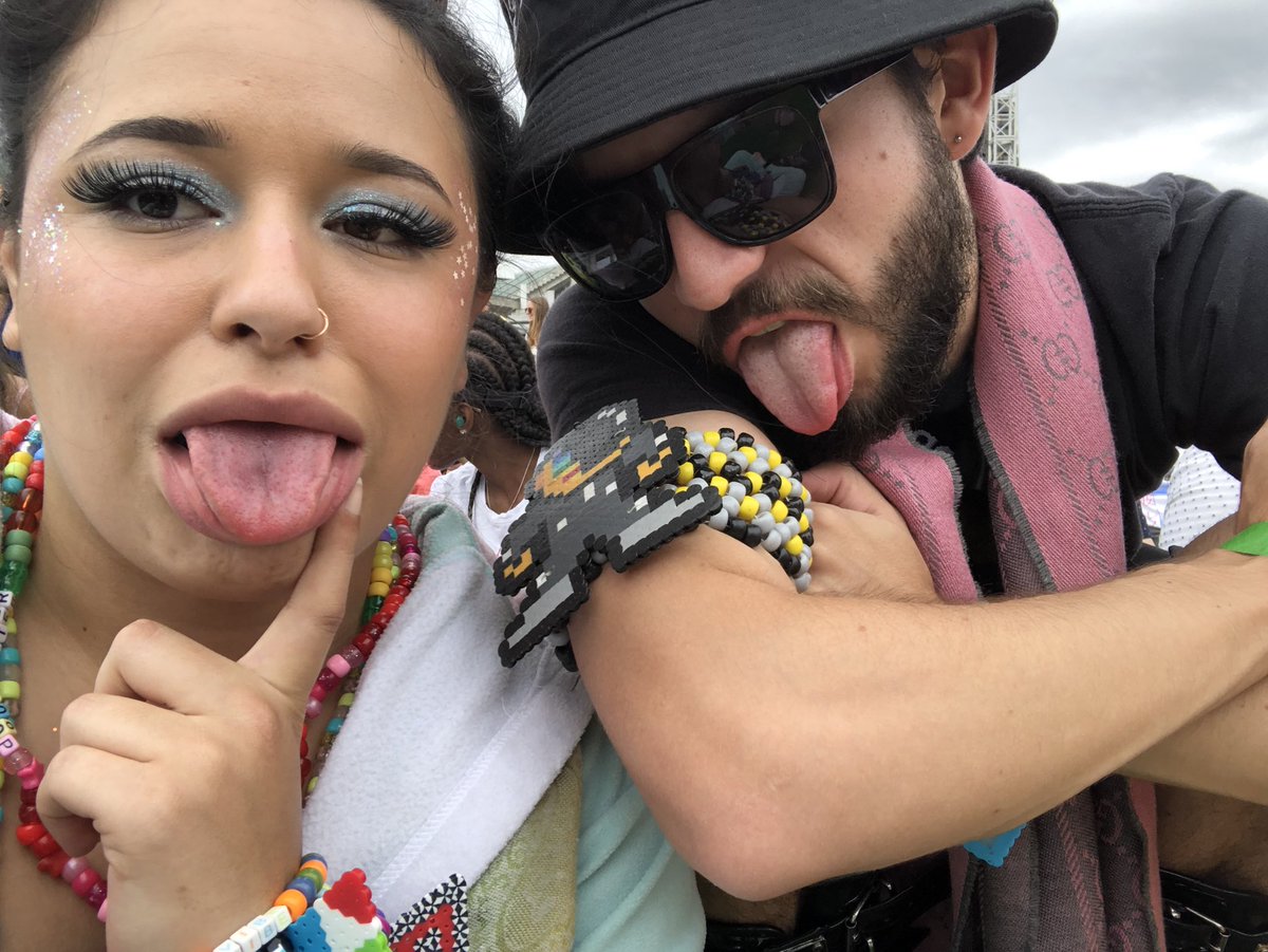 mayaa_victoriaa's tweet photo. @thevirgomess I’ve got lots of pictures with @DeanRoss54 🥹 #ravedad https://t.co/cqBPwY2ALf