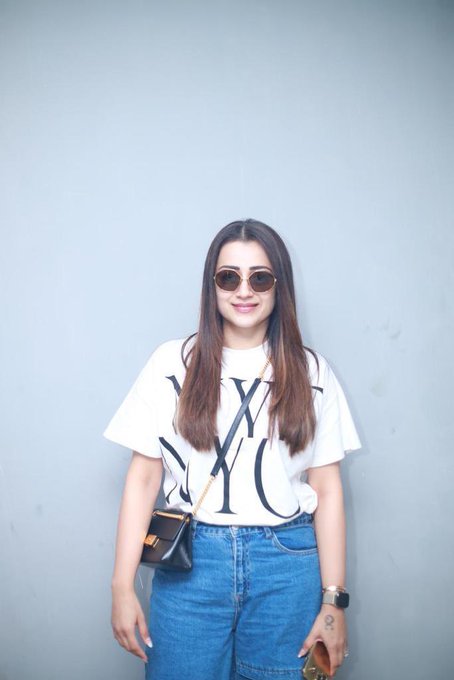 F8z_CUfWYAA1ZMO?format=jpg&name=small