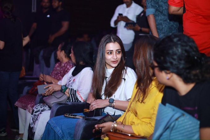 F8z_CxPXAAE9iRp?format=jpg&name=small