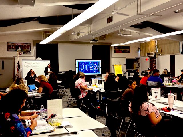 FUSD Teachers “ON FIRE” with professional learning! Thank you, Induction Mentors, for facilitating PD on classroom management and lesson design. YOU ROCK! 💃❤️🕺🏿🎸