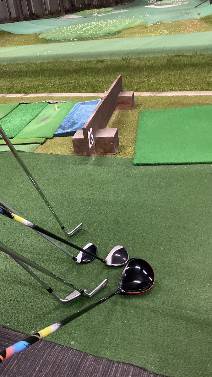 g_under80's tweet photo. 週末久しぶりのラウンド⛳️
ゴルフが快適にできるシーズンもあと少しですね。
#ゴルフ練習 https://t.co/FMc8TZBev7