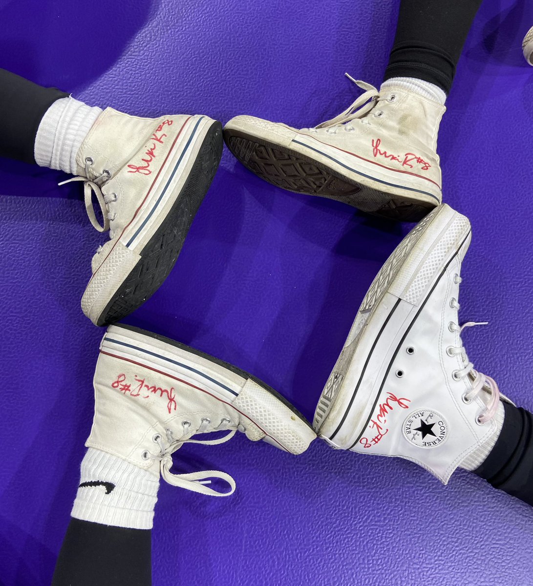 coester44's tweet photo. Nora and a few friends got to watch the best libero in women’s college volleyball @Alexis14Rod last night.  Thanks for making it even more memorable @Alexis14Rod by meeting them and signing their shoes. https://t.co/hGg4mVKYzK