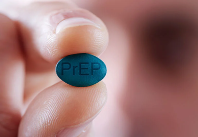 AMSUganda's tweet photo. #ThursdayThoughts 🤔
Did you know that #Prep can reduce your chance of getting #HIV from unprotected risky sex? It reduces the risk by 99% when taken as prescribed.
@AMSUganda offers PrEP to anyone in the community that is eligible for it.
#PrEPForAll https://t.co/RELZaT7JXj