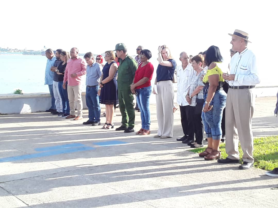 Como parte de las actividades por el 330 Aniversario de la ciudad, se restituye a su lugar de origen después de una restauración capital  la estatua de  Piet Heim a su lugar de origen en la bahía Matancera❤⚖👍🤝👏🏅
#MatanzasEnamora 
#Matanzas330 #MatancerosEnVictoria <a href="/GboMtz/">Gabriel Martínez</a>