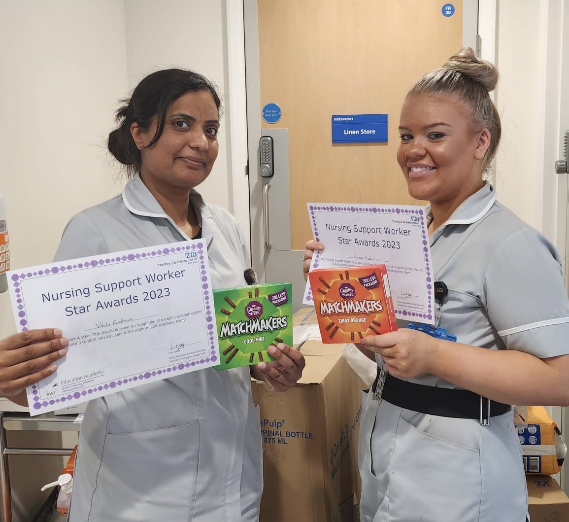 HCSW’s Emma and Vabita from discharge lounge have received ⭐️Star Awards⭐️ they were nominated by Sister Cherry “They always work hard and do whatever is asked of them. They are kind to all patients” Well done 👍🏾