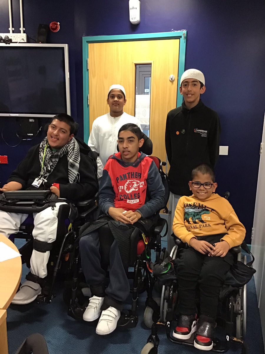 Fairfieldstweet's tweet photo. Wow what a fabulous session!Cambridge street school came this morning to join our podcast session!They had lots of questions to ask each other.The discussion was insightful.What an amazing group of boys..we hope to see you again at your school sometime.@KirkleesYC @kirkdemocracy https://t.co/5HXECcMLJ7