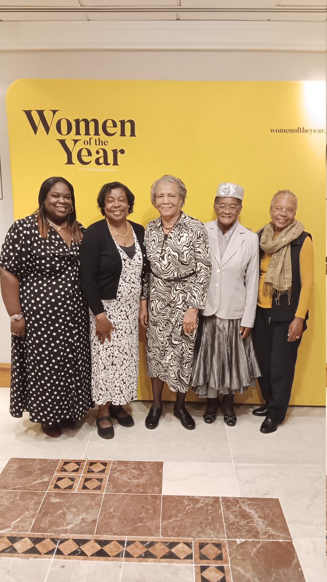 It was such an honour to be at the @women_oftheyear awards last Friday & accept the Women of Achievement 2023 award on behalf of the Women of the #Windrush. We also took along three of the incredible women who help us with the museum - Carmen, V and Gloria.