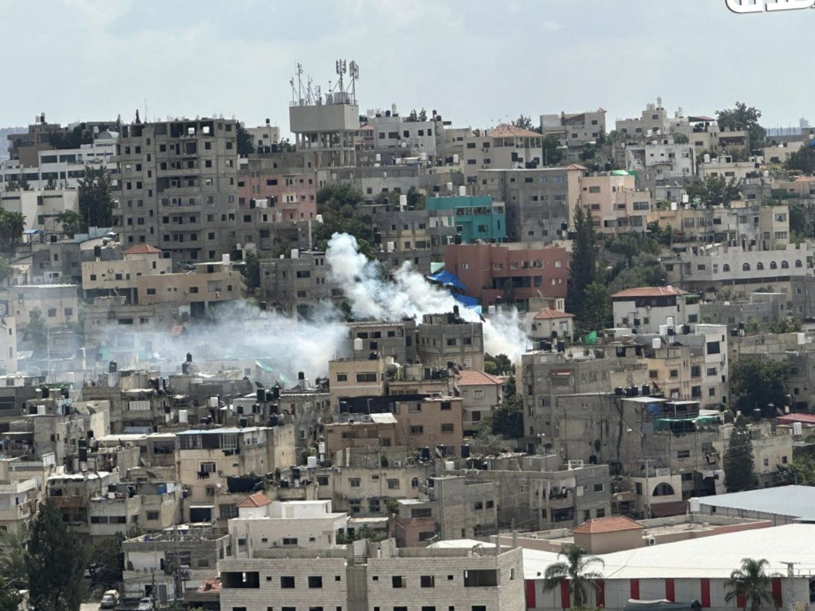 Timesofgaza's tweet photo. lsraeli occupation forces attack Nur Shams camp in Tulkarm (West Bank) with suicide  planes, killing 4 Palestinians. https://t.co/6O9uyFQ206