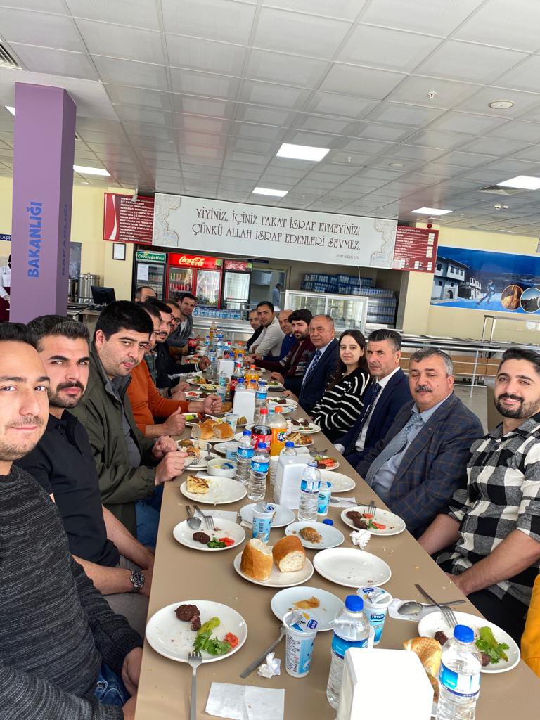 BurdurKYGM's tweet photo. Asım’ın Nesli Yurdumuza Müdür Yardımcısı Olarak Görevlendirilen Ali KARA, Psikolog olarak atanan AyşeNur KARAKAYA ‘nın Göreve Başlamaları nedeniyle, Yurt Hizmetleri Müdürümüz Mustafa ÖZÇELİK Yurt Müdürümüz Ramazan ERGENE, +++ https://t.co/Q3XM79vgHJ
