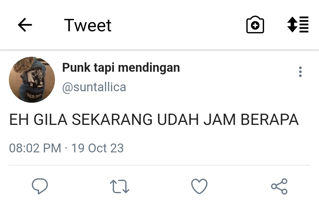 cyemist's tweet photo. Mama dan pusaka saktinya. https://t.co/4GLmSuzvZ0