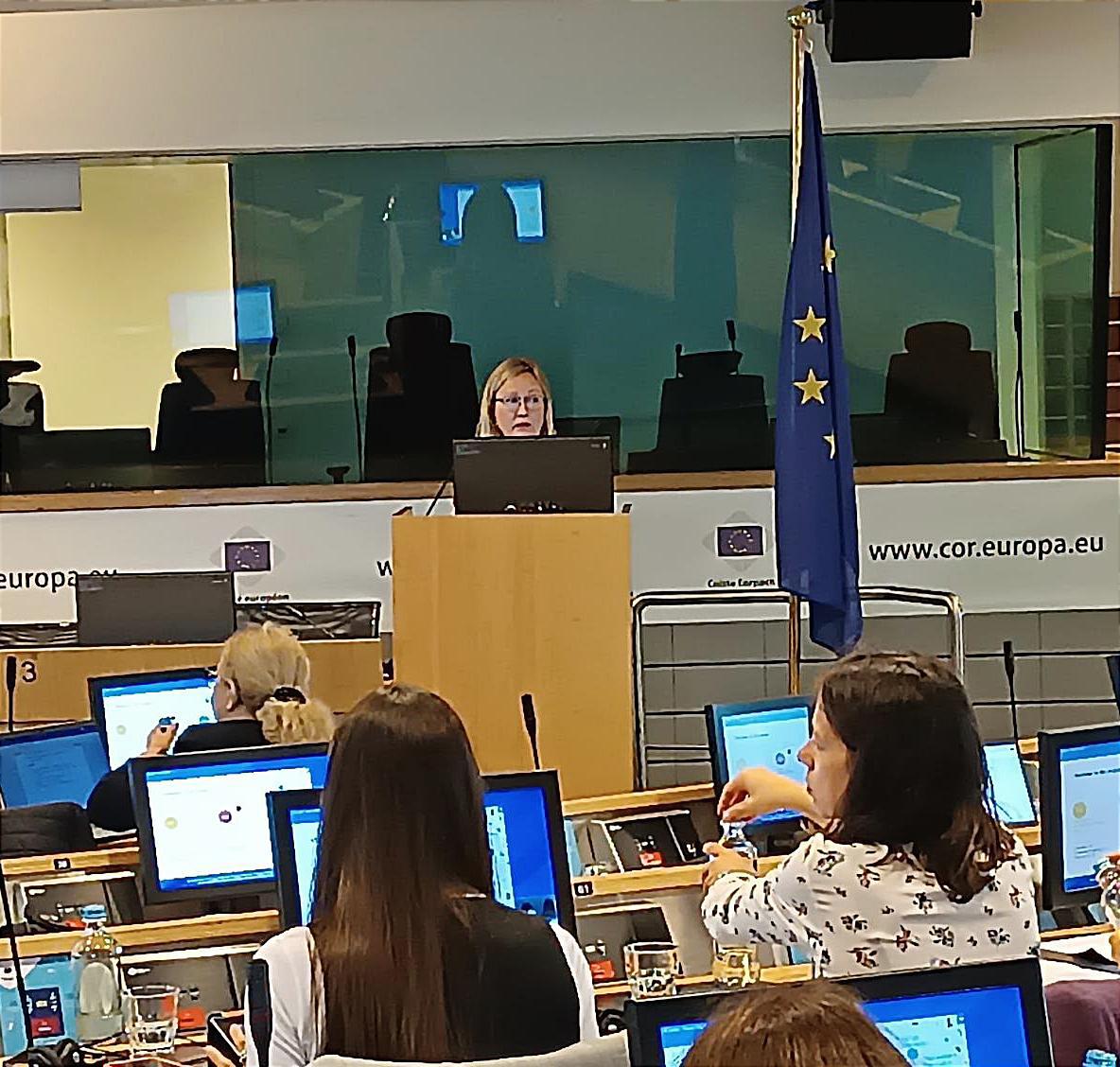 At the <a href="/LeadersRri/">RRI-LEADERS</a> Final Conference, <a href="/rilla_nina/">Nina Rilla</a> from the coordinating partner <a href="/VTTFinland/">VTT</a> is now presenting TetRRIS main outcomes 🎯 highlighting the primary barriers in regional #RRI implementation.

 👉Read our final Policy Recommendation for more! buff.ly/3RGawOk