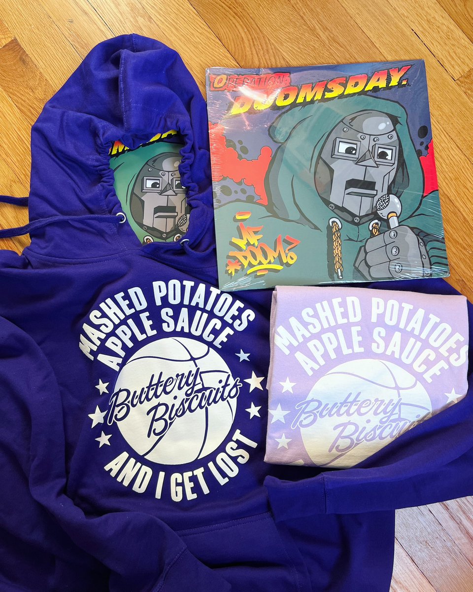 24 years ago today I put out the @mfdoom lp w. my “Mashed Potatoes” adlib on “Rhymes Like Dimes”! Designed a tee/hoodie to crystallize the lovely moment. Was too much fun recording in my bedroom—literally. Preorder until 10/25 exclusively at bucketsnbaskets.com