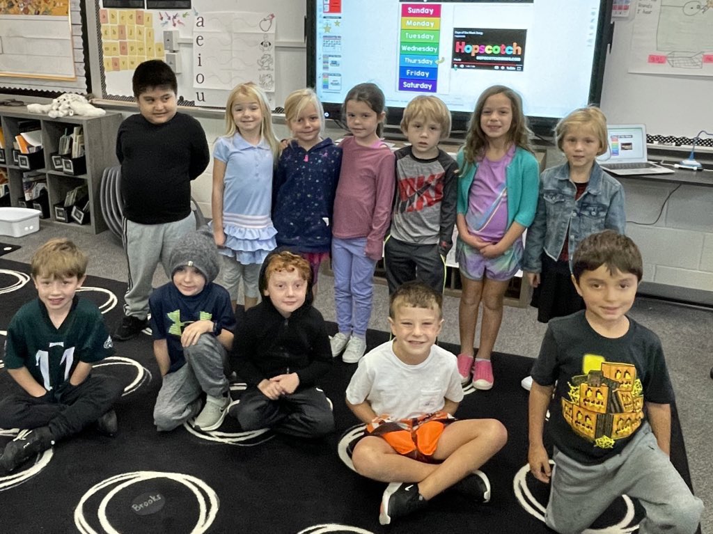 north_chatham's tweet photo. We are working out our problems with kindness today! 🖤💛 #UnitySpiritWeek https://t.co/3FX19IjRjM