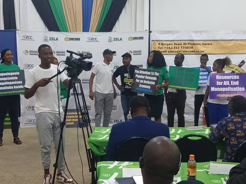 FiaZimbabwe's tweet photo. Currently ongoing, the National People's Assembly at #ZAMI2023 .
The people of Zimbabwe give accounts of the inequalities they are facing in their communities because of the unfair and Unjust mining practices.#FightInequality #BridgetheGap https://t.co/O3bCruf6I4